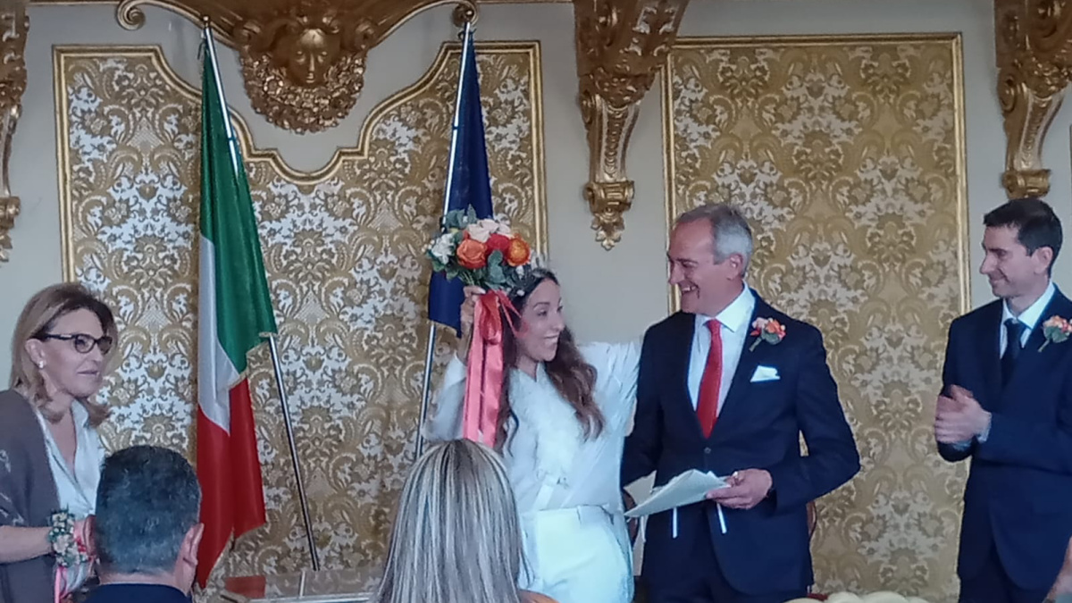 I poeti Hebe Munoz e Francesco Nigri sposi: il libro di poesie del loro amore IL SEGRETO DI EBE proposto da Albatros Il Filo al Premio Strega Poesia
